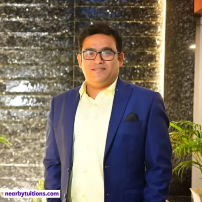 Kaushik Chakraborty - Home tutor from nearby tuitions